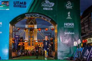 BIB: 1000
                            <button type="button" onclick="openModal(21811395)" class="btn btn-primary btn-sm float-right btn-popup" data-toggle="modal" data-target=".modal-high-quality">
                        <i class="fas fa-shopping-cart"></i> Add to Cart
                    </button>
                                            <button type="button" onclick="isThisMe(21811395, true)" class="btn btn-success btn-sm float-right btn-popup btn-isme hidden" data-toggle="tooltip" data-placement="bottom" title="นี่คือรูปของคุณใช่ไหม คลิกที่นี่เพื่อเอาเข้าอัลบั้ม">
                        <i class="fas fa-plus"></i> Add to album
                    </button>
                    <button type="button" onclick="isThisMe(21811395, false)" class="btn btn-warning btn-sm float-right btn-popup btn-isnotme hidden">
                        <i class="fas fa-ban"></i> Remove from album
                    </button>